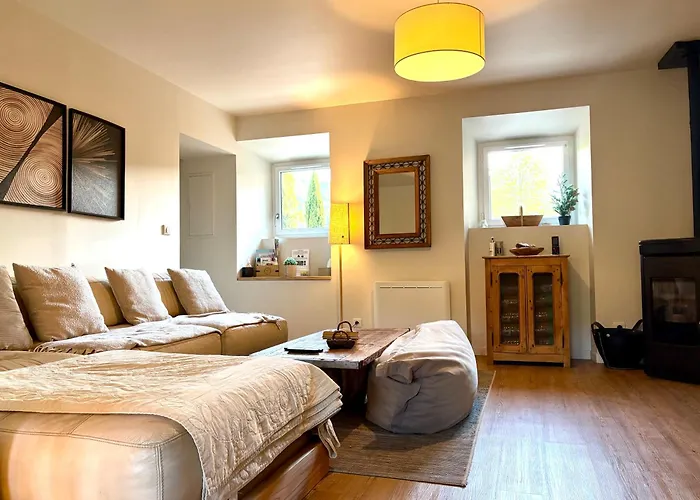 Les Pierres Dorees, Demeure De Caractere Casa de Férias Montels (Ariege)