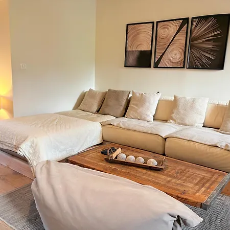 Les Pierres Dorees, Demeure De Caractere Holiday home Montels (Ariege)