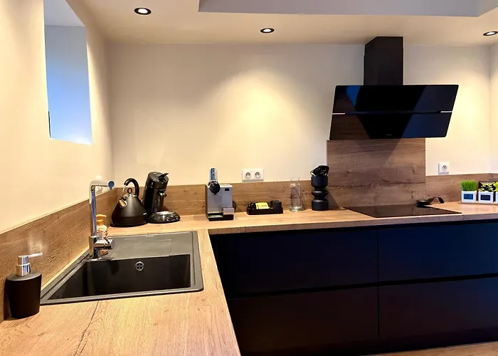 Les Pierres Dorées, Demeure De Caractère * Montels (Ariege)